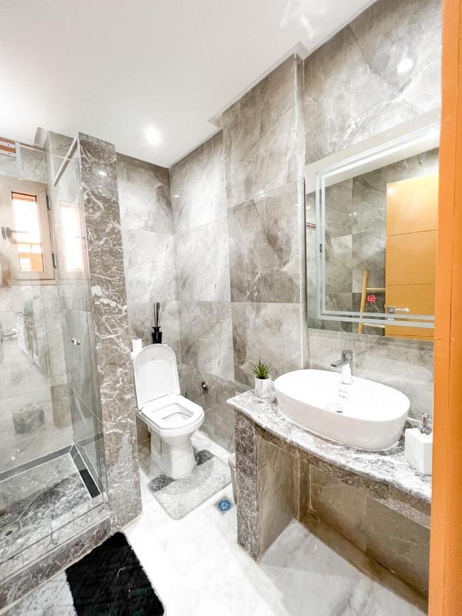 New ! Unique Equipped Flat In The Heart Of Marrakech * مراكش